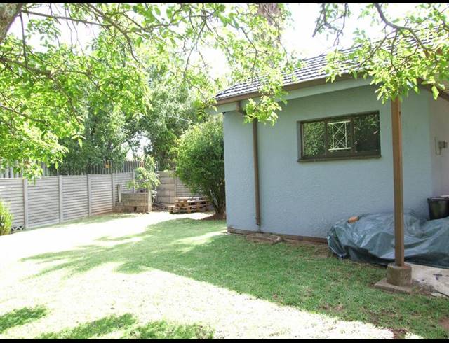 5 BEDROOM HOUSE FOR SALE IN ONTDEKKERSPARK